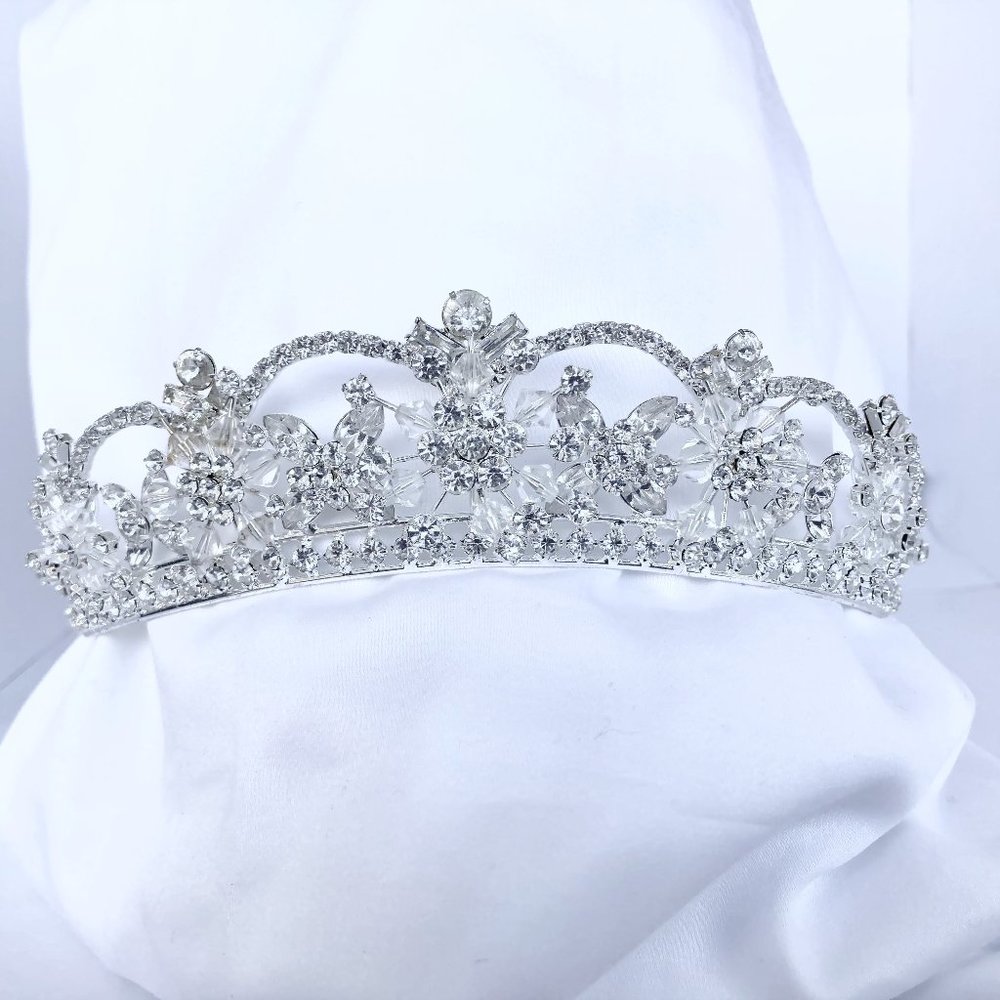 Davids Bridal Tiara Silver 3D Crystal